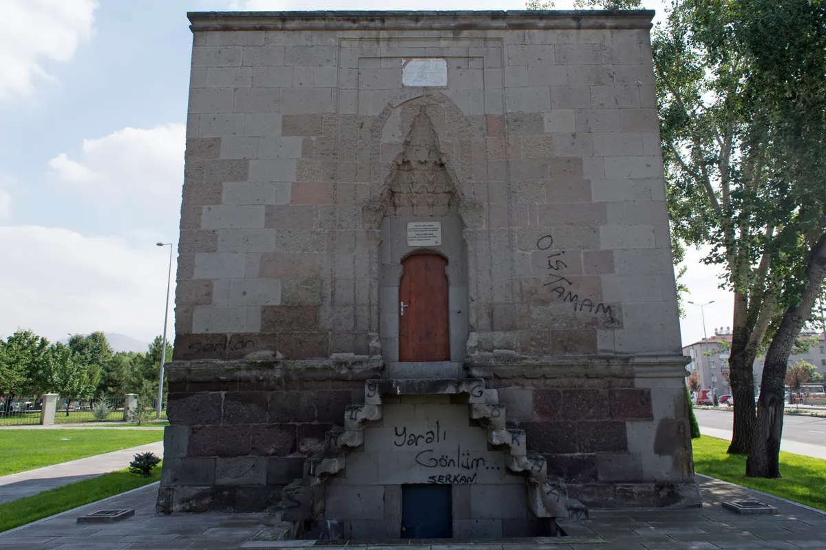 Siirt'in Saklı Hazinesi Şirvan: Sanat ve Kültürün Kalbi