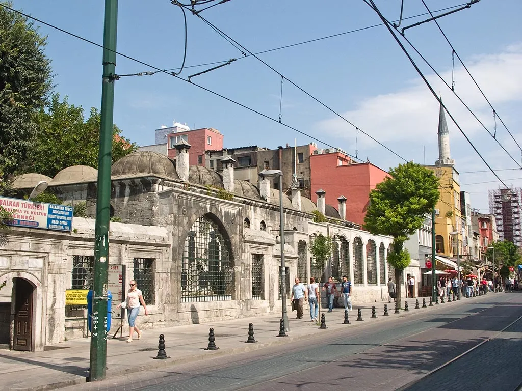 Sinan Paşa Külliyesi & Hanı