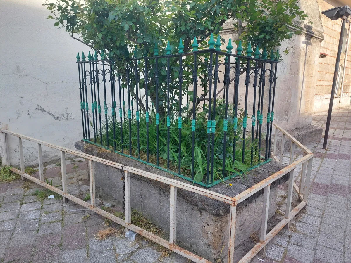 Tarihi Karaköy Cuma Camii