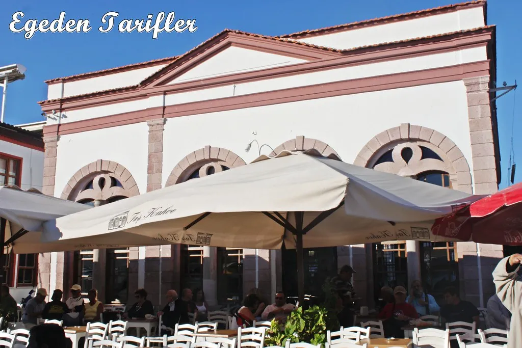Tarihi Cunda Taş Kahve (1800'ler)