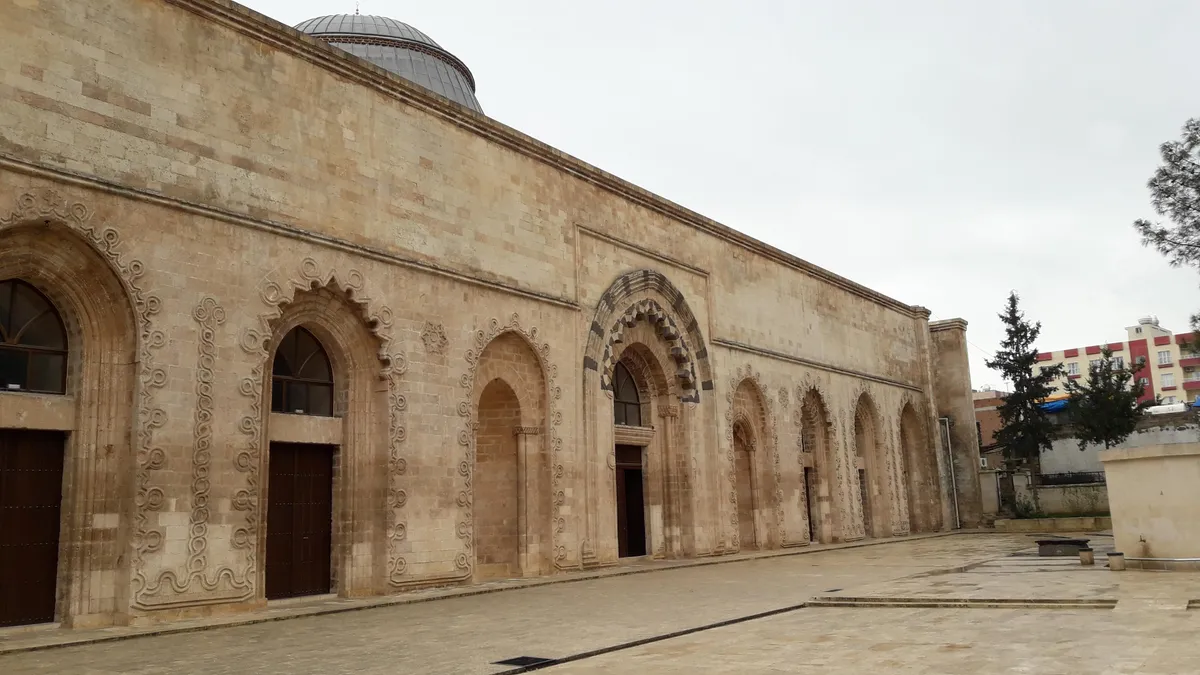 Tarihi Dunaysır (Koçhisar) Ulu Camii (1204 Artuklu)