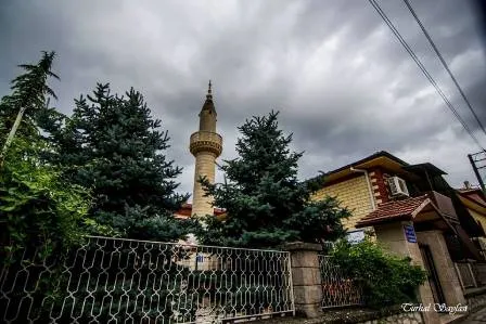 Tarihi Garipler Camii (Yeşil Minareli Cami) - Tokat Merkez
