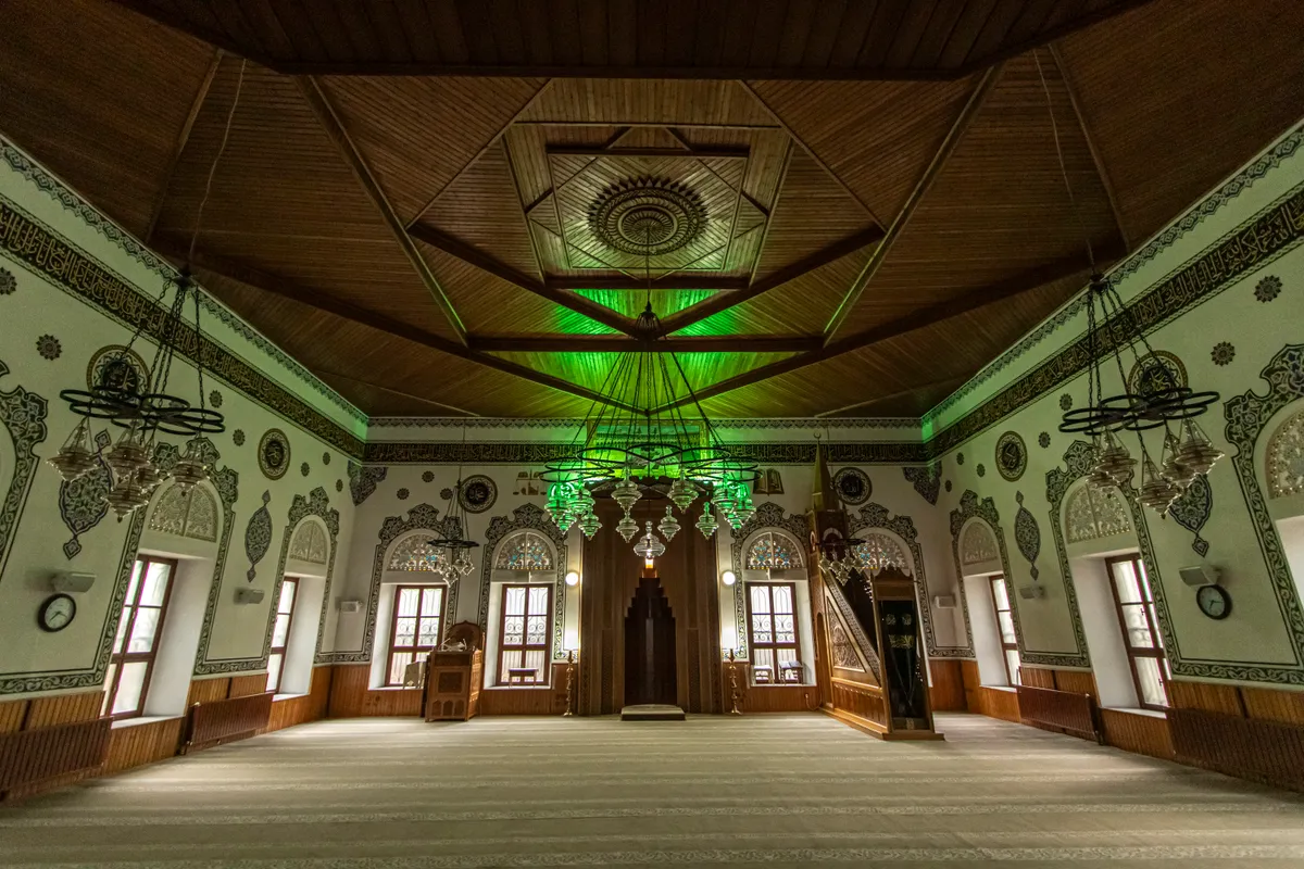Tarihi Gazi Süleyman Paşa Camii (M.S. 1356 Rumeli Fatihi Şehzade Süleyman Paşa Eseri) - Çanakkale Lapseki