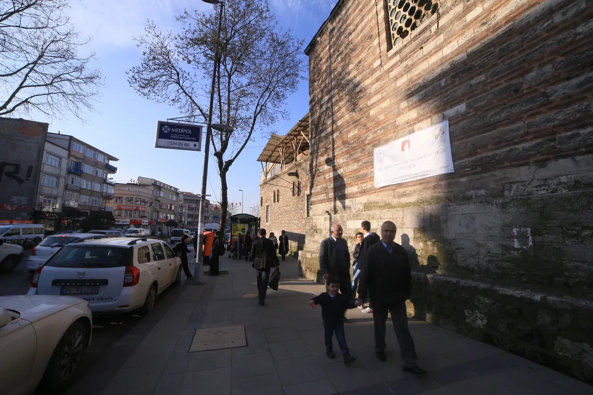 Tarihi Hırka Camii