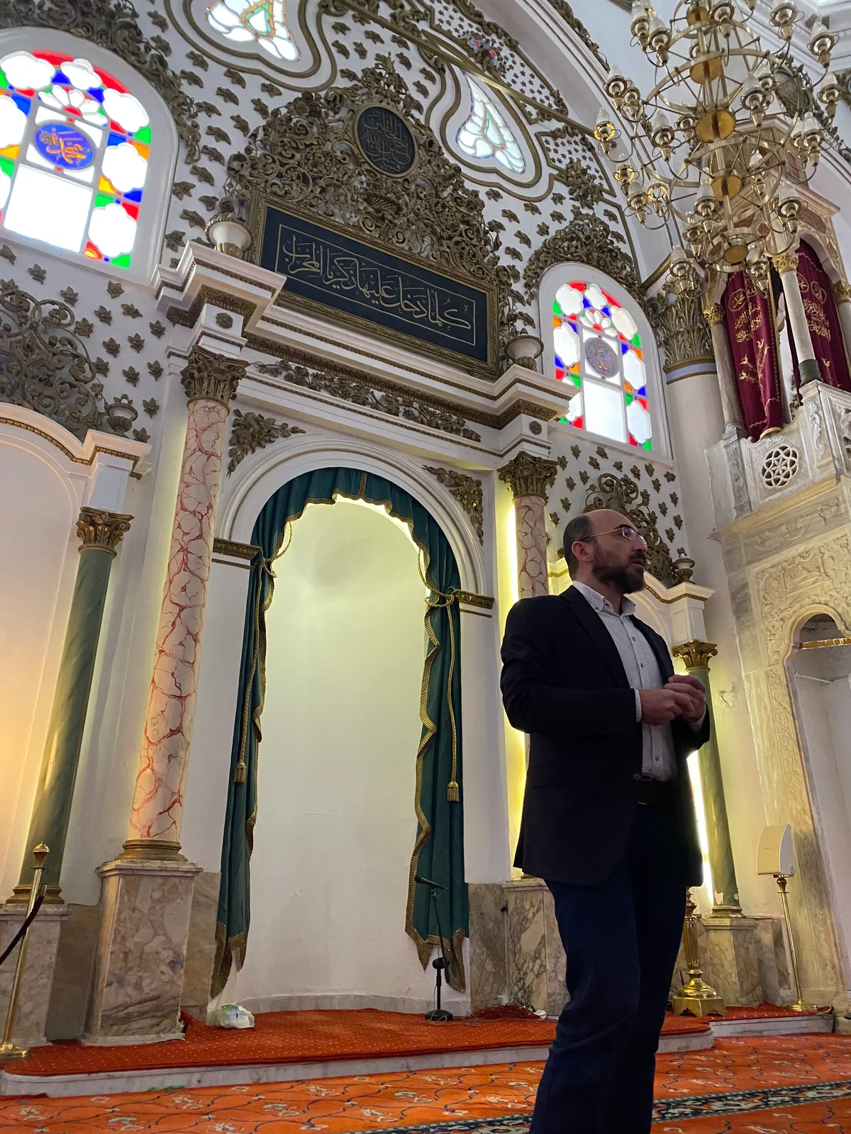 Tarihi Hisar Camii (1597 - Kemeraltı)