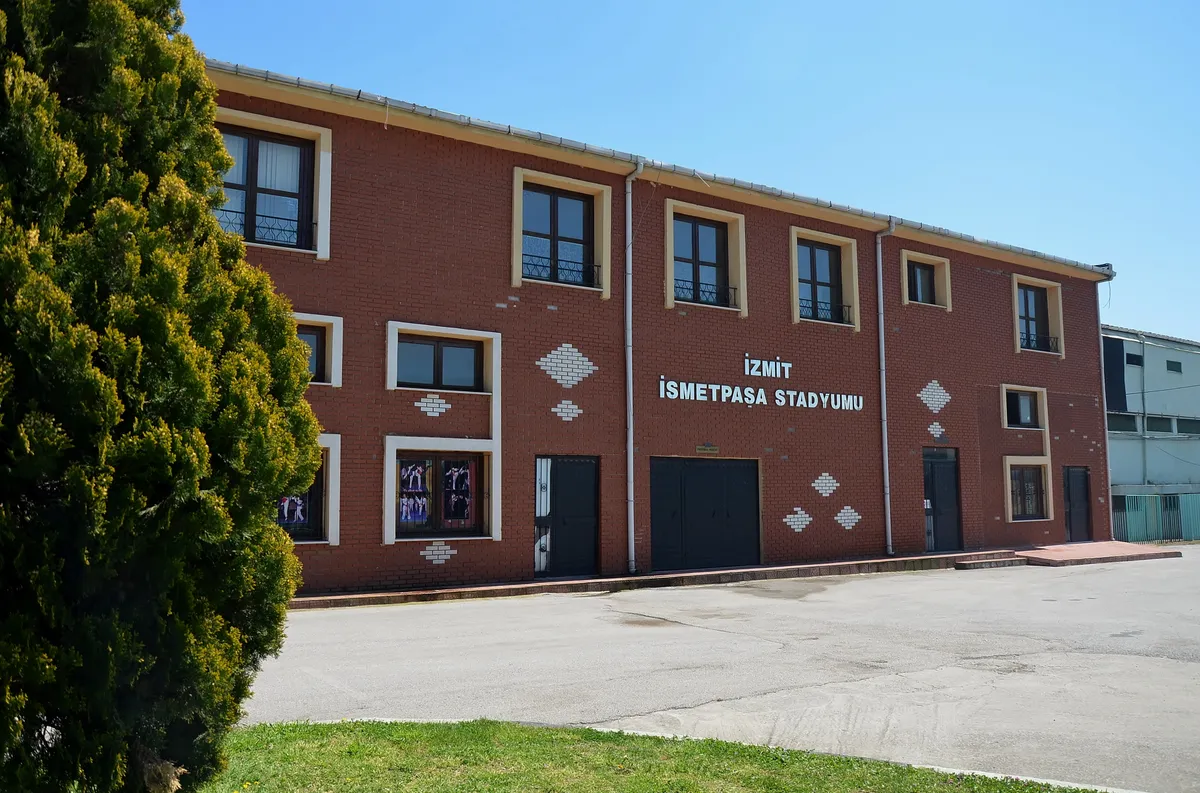 Zonguldak Valilik Meydanı ve Cumhuriyet Parkı - Zonguldak Merkez