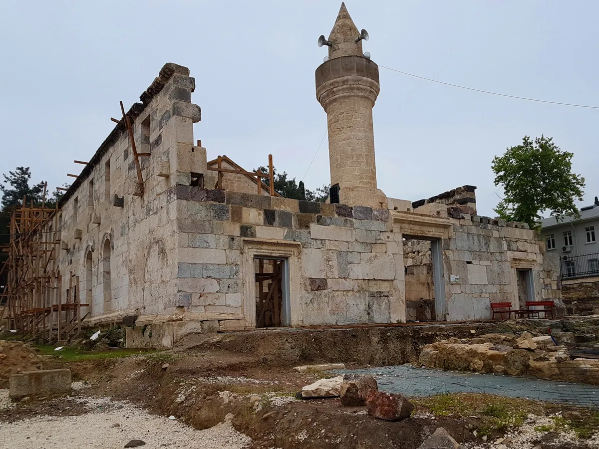 Tarihi Kadirli Ala Cami