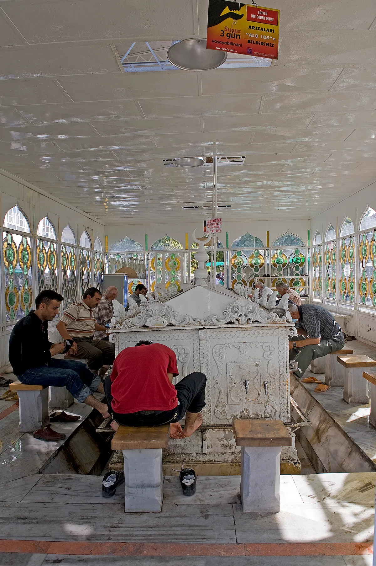 Giresun Merkez'in Manevi Mirası: Tarihi Cami ve Kilise Kalıntıları Rehberi