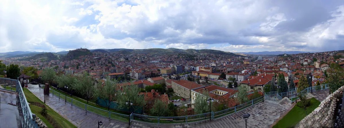 Kastamonu Merkez'de EN İYİ Tarihi Yapılar ve Kaleler Nerede? (2026 Kültür Rehberi)