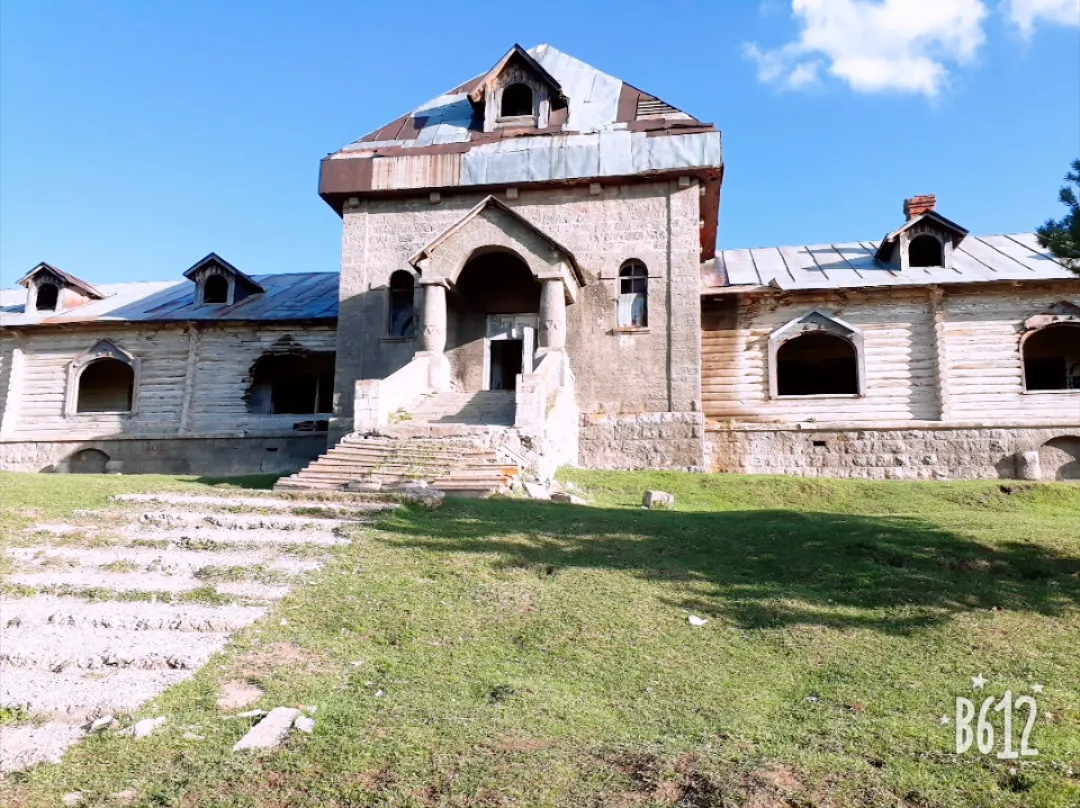 Tarihi Katerina Av Köşkü (1896 - Çar II. Nikola Av Köşkü) - Kars Sarıkamış