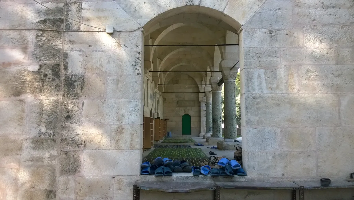 Laal Paşa Camii