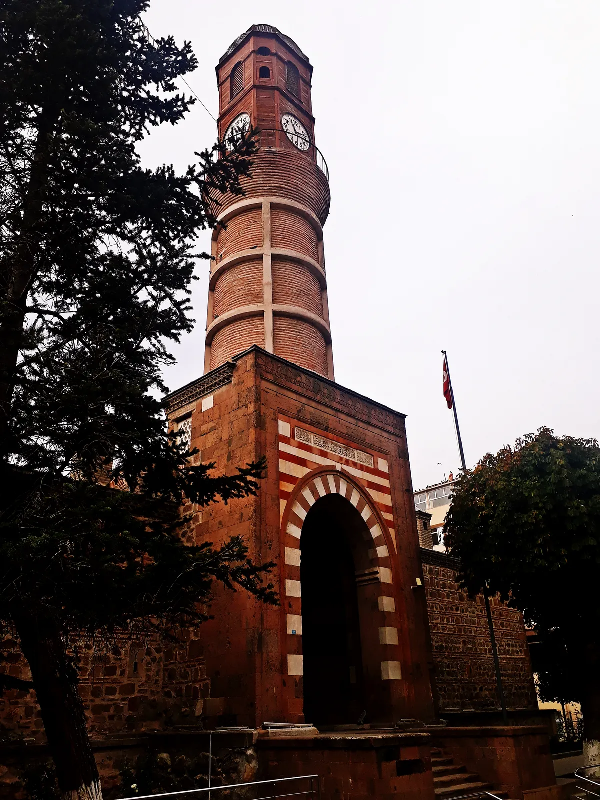 Tarihi Merzifon Saat Kulesi