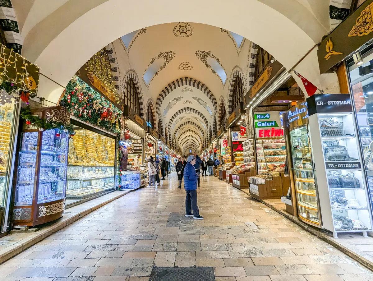 Eminönü Tarihi Mısır Çarşısı Spice Bazaar