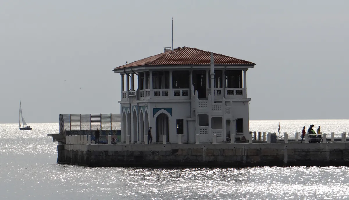 Tarihi Moda İskelesi ve Moda Sahil Kordonu - İstanbul Kadıköy