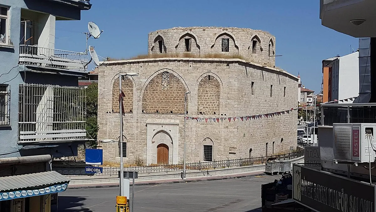 Tarihi Şadı Kilisesi (Yenişadı Köyü Taş Mabedi)