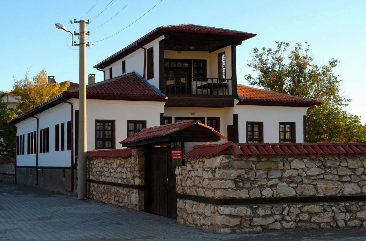 Tarihi Şemsi Efendi Konağı ve Kültür Evi
