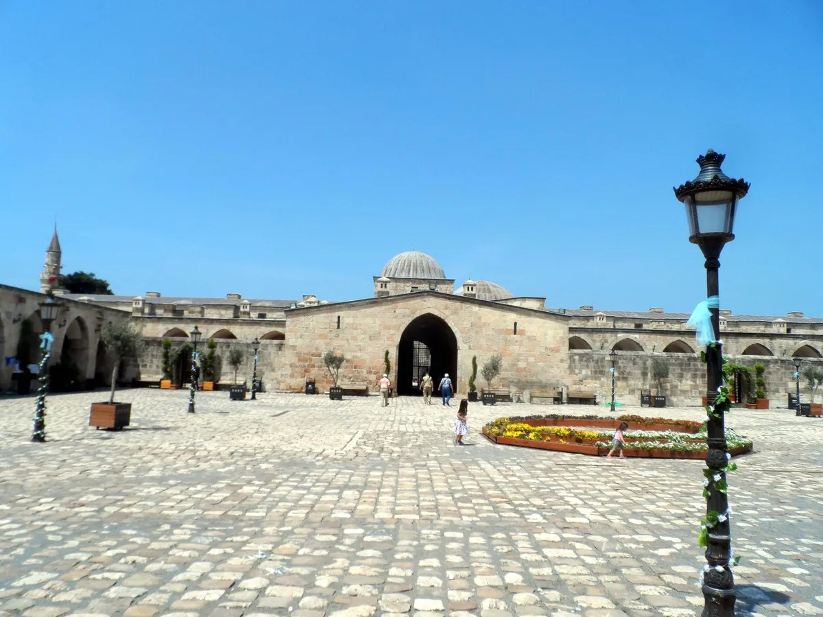 Tarihi Sokollu Kervansarayı