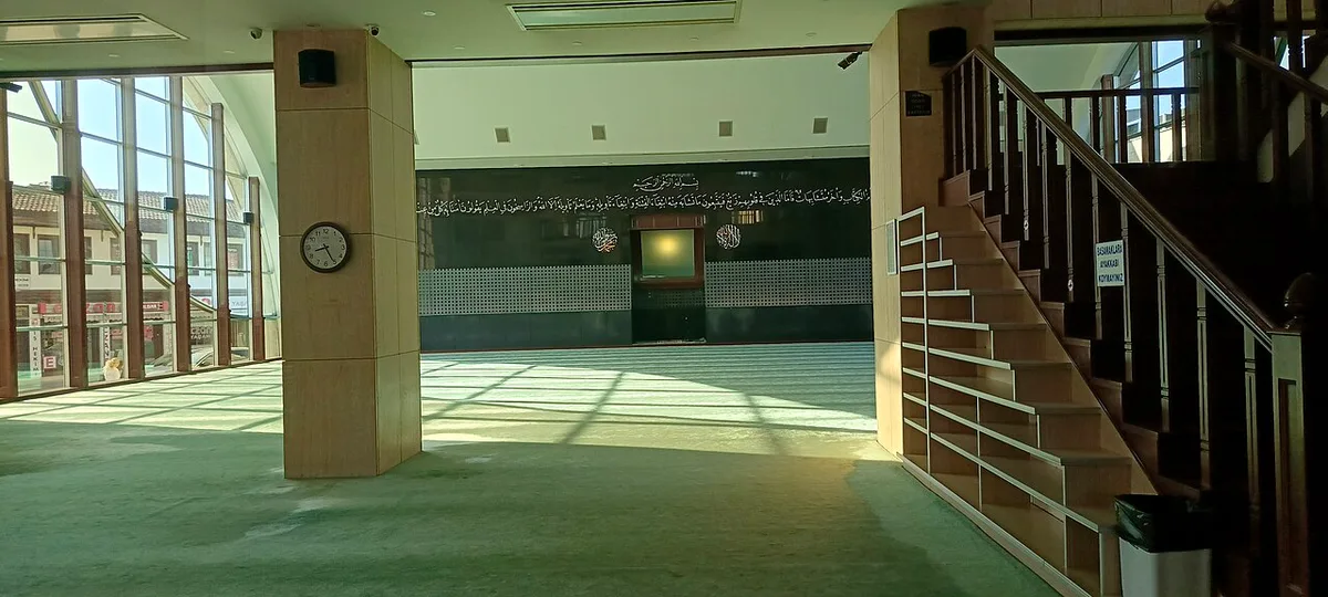 Tarihi Tozlu Camii