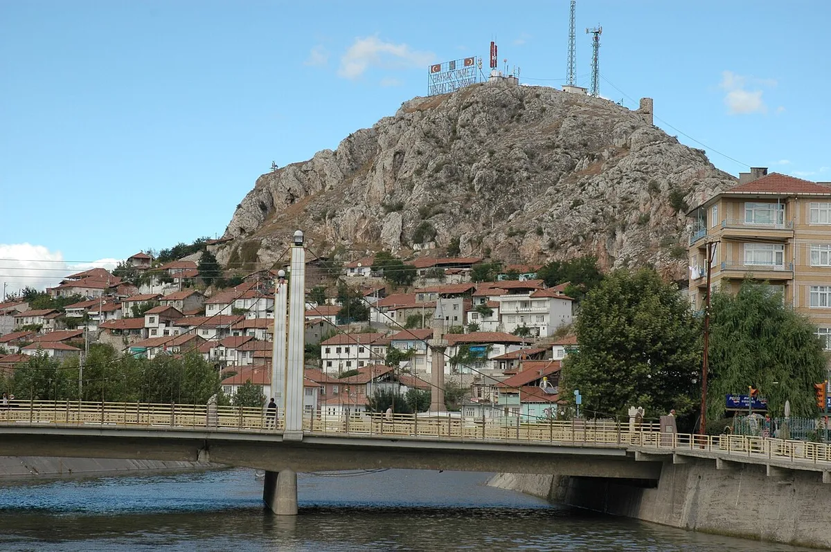 Tarihi Turhal Kalesi - Tokat Turhal