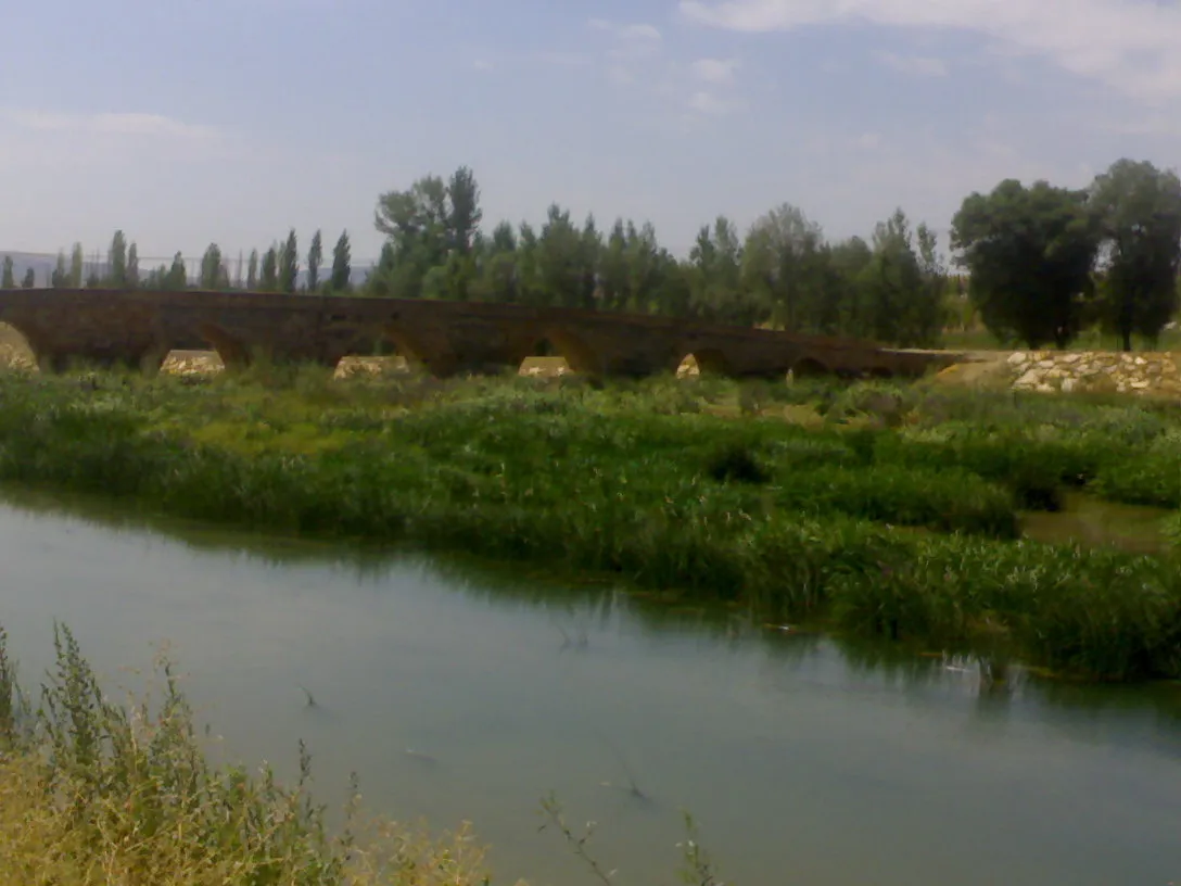 Tarihi Yıldız Köprüsü