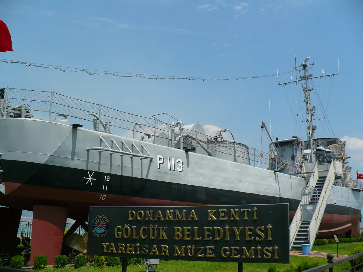 Gölcük Deniz Müzesi ve Tarihi Donanma Parkı (Kavaklı) - Kocaeli Gölcük