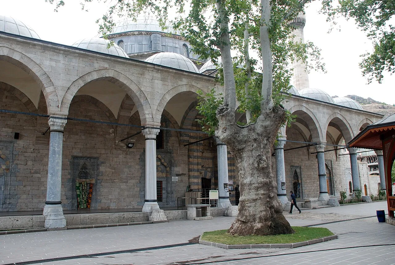 Tarihi Ali Paşa Camii ve Külliyesi - Tokat Merkez