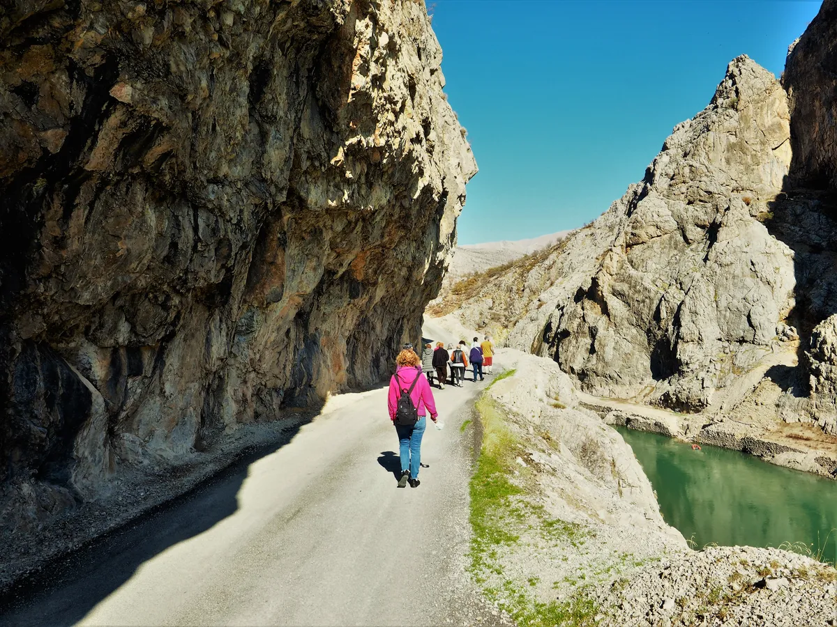 Erzincan Kemaliye Doğal Güzellikleri ve Kanyonları: Tabiat Parkları ve Doğa Rotaları
