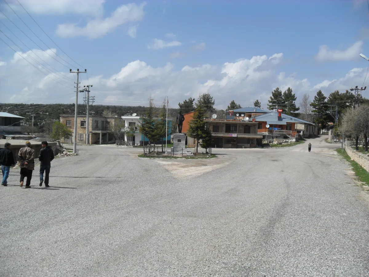 Uzuncaburç Antik Kenti